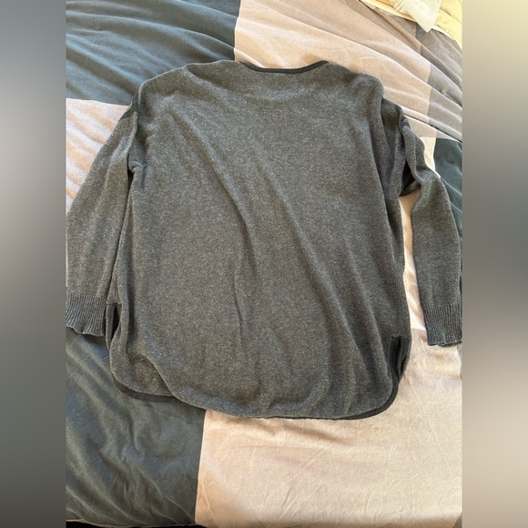 🟢 ALFRED SUNG grey & black knit sweater size large 🟢 - Picture 2 of 7